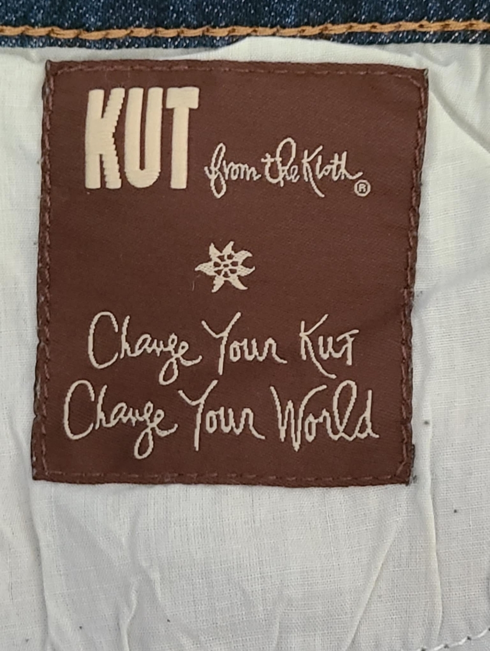 Kut from the Kloth Reese Ankle Straight Leg Size 10 - Picture 12 of 16